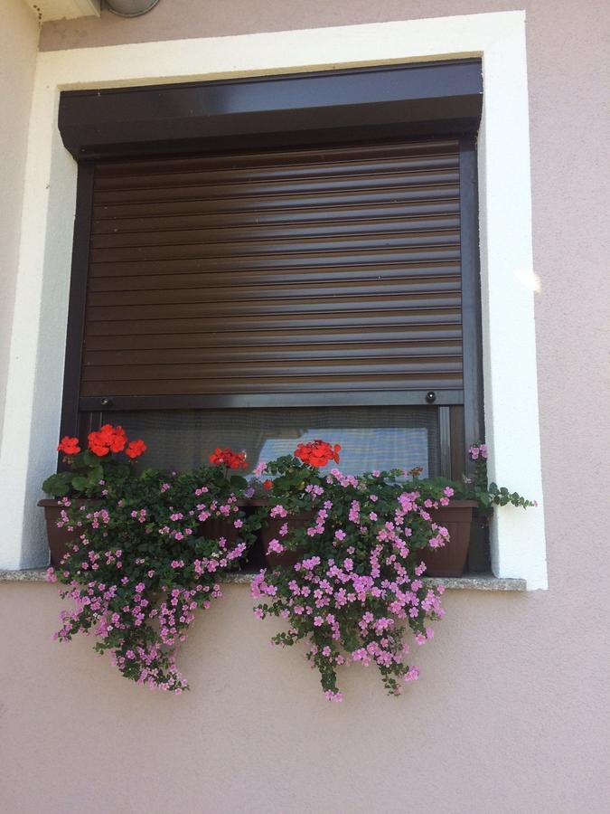Holiday Home Maderka Strigova Luaran gambar